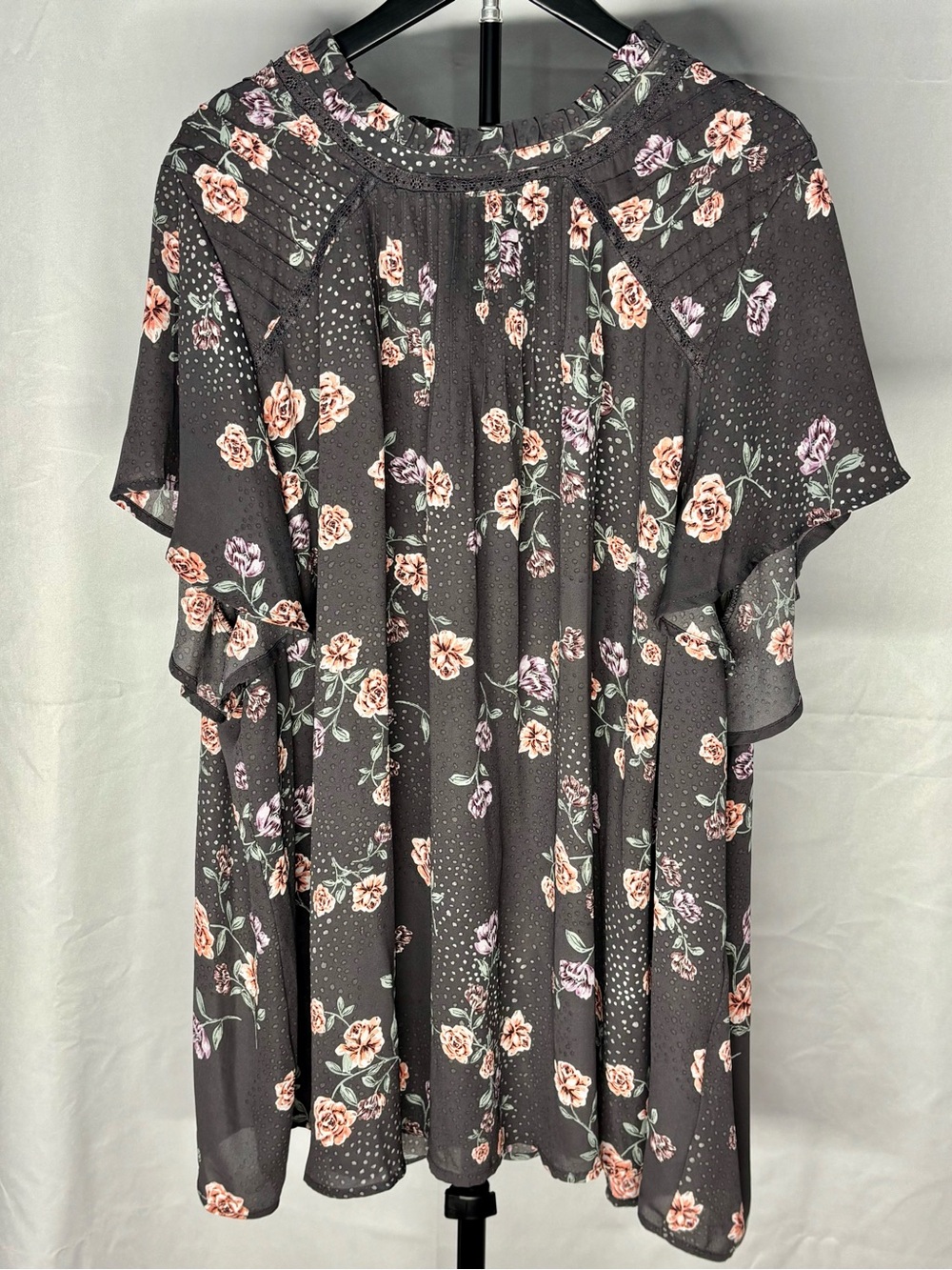 Torrid Gray Floral Blouse with Peach and Lavender Accents Plus Size Short Sleeve